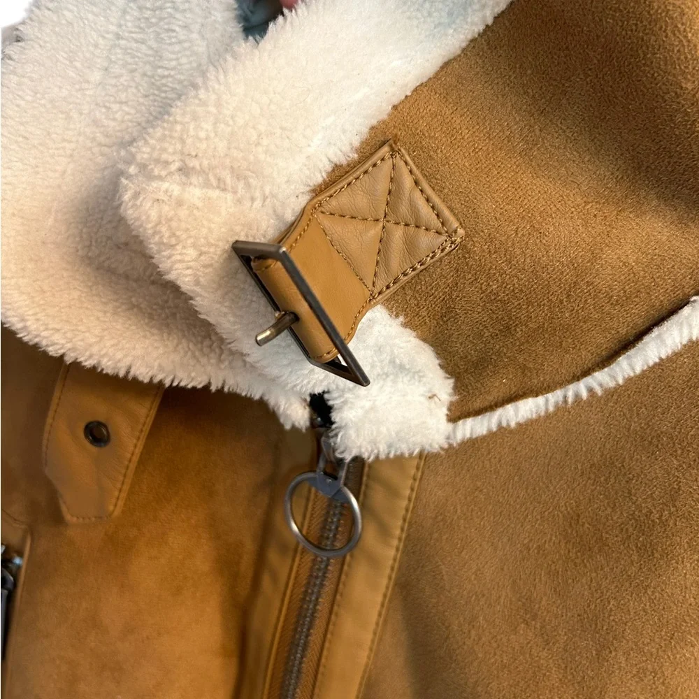 Universal Threads Bomber Faux Suede & Sherpa Moto Jacket. Size Medium. - Picture 6 of 12